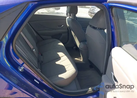 2023 Hyundai Elantra Sel z USA, uszkodzony, nr VIN KMHLM4AG1PU436858